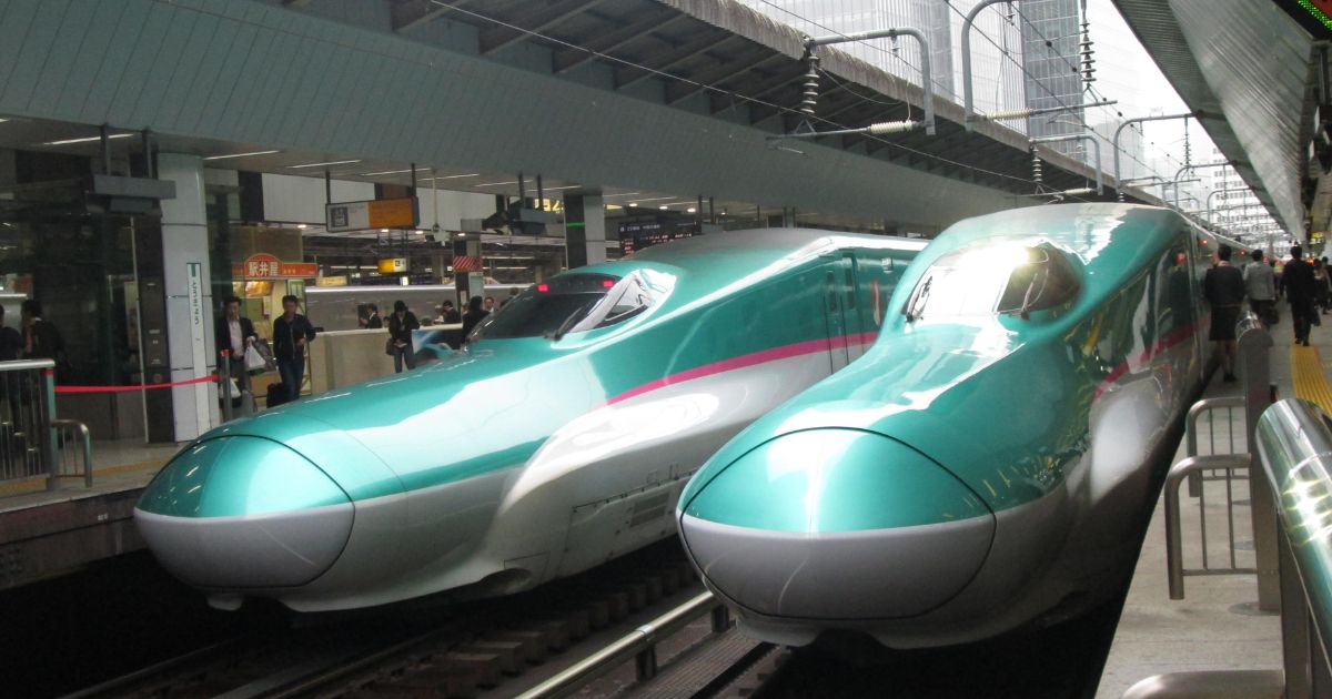 新幹線で電話するならデッキへ移動が基本