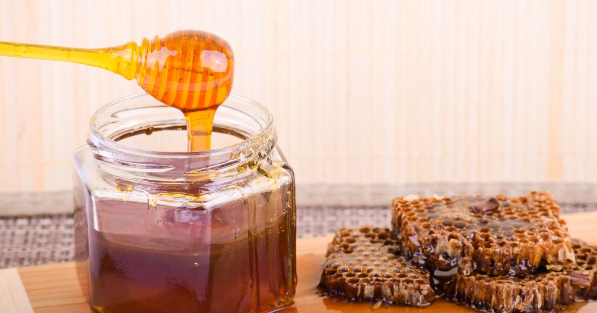 ドラッグストアで蜂蜜を探すならどこを見る？