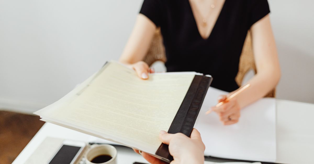 「温度感」を使わないほうがよい場面とその理由