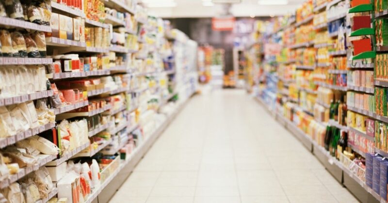 スーパー別｜スキムミルクの売り場と特徴