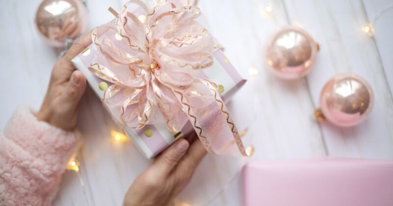 失礼に見えにくい値段の調べ方と距離感