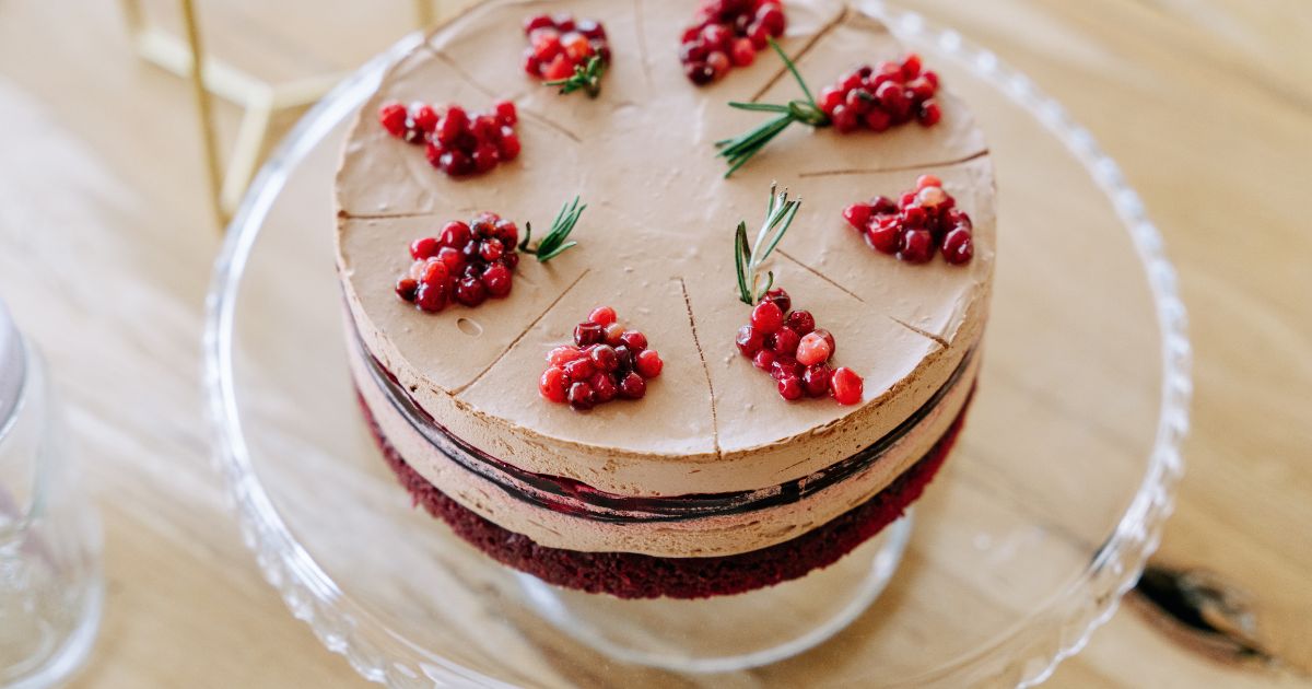 カットケーキとホールケーキを比較してみよう