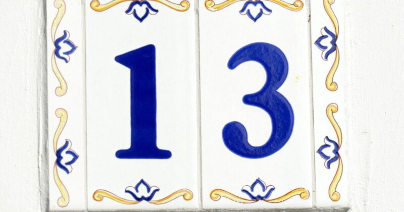 実はポジティブな見方もある?13の別の顔