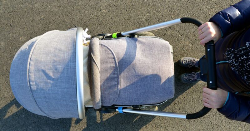 雨の日ディズニーを快適にする持ち物と服装の考え方