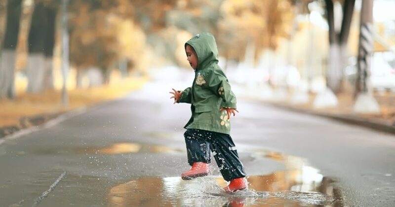 雨の日でも子どもが楽しみやすい過ごし方